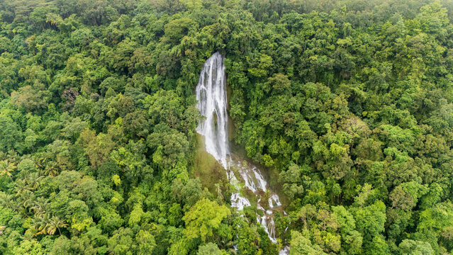 Laputi Waterfall is located in Praing Kareha Village, East Sumba. The waterfall has a height of approximately 70 meters and is situated within a dense forest