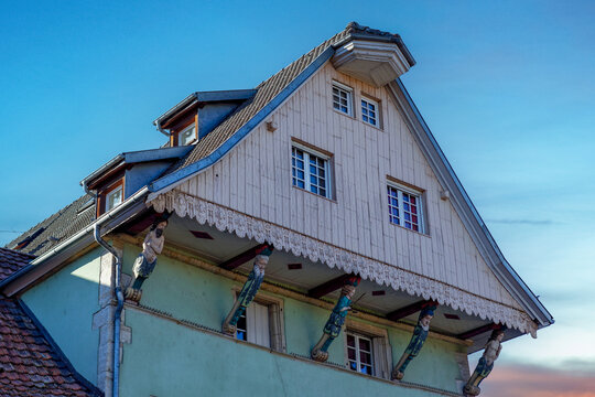 La Maison des Cariatides &agrave; Delle dans le Territoire de Belfort dans l'est de la France