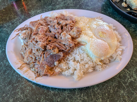 Hawaiian kalua pork breakfast plate