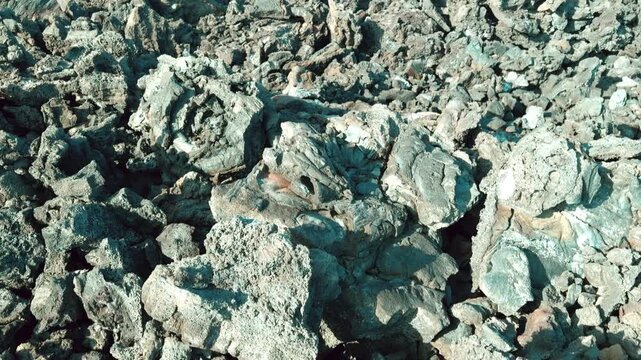  A.D. 1800-1801 Pahoehoe Lava flows, Alkalic basalt（Hualalai Volcanics）from Hualālai (Shield volcano). Entrance to Kekaha Kai State Beach, The Big Island (Hawaiʻi Island).