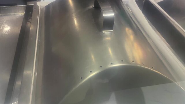 Chef making the Cheung Fun 