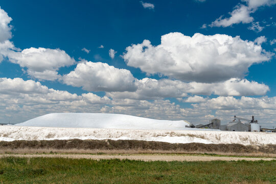Canada, SK, Chaplin.  Saskatchewan Mining and Minerals salt mine