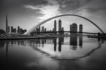 Obraz premium Aerial View of Dubai Marina Skyline, Luxury Waterfront Hotels and Residential Towers, UAE