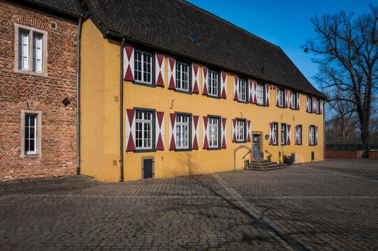 Burg Friedestorm in Zons