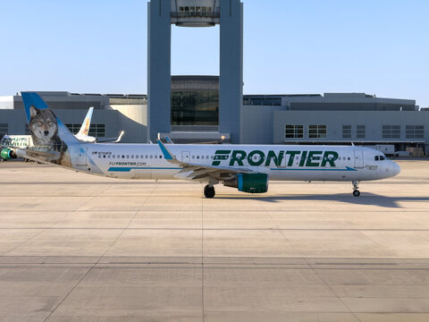 Frontier Airlines Airbus A321 (Virginia the Wolf Livery) taxis at LAS Las Vegas international airport