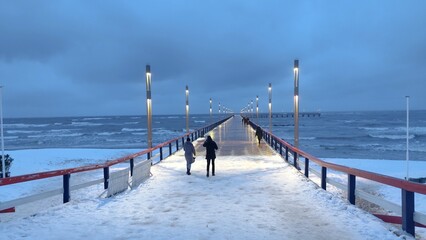 pier in winter © Iceuser