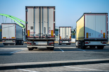 Transport drogowy.  © Tomasz Warszewski