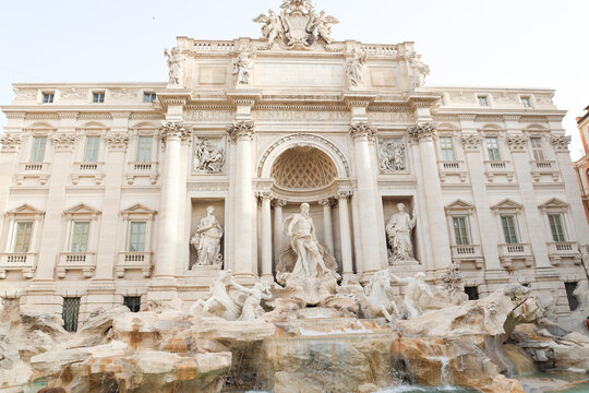 trevi fountain rome