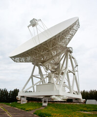 Ośrodek astronomiczny, Piwnice, koło Torunia, Astronomical Center, Piwnice, near Toruń © 123108 Aneta