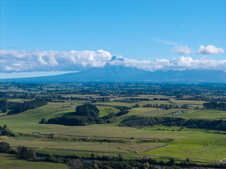 Obraz premium Mount Taranaki in New Zealand by drone