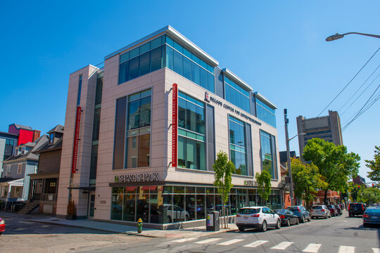 Nelson Center for Entrepreneurship of Brown University at 249 Thayer Street at Euclid Avenue in College Hill in city of Providence, Rhode Island RI, USA. 