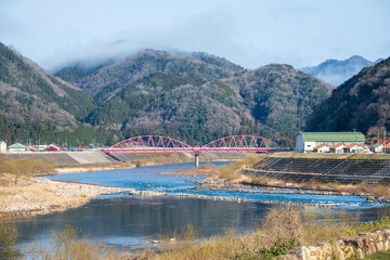 日本の島根県のとても美しい山村の風景