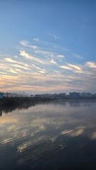 Obraz premium sunrise over the lake