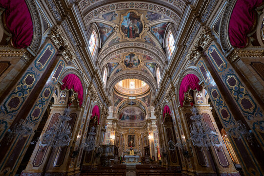 Interior nave of Xaghra Parish Church - Xaghra, Malta