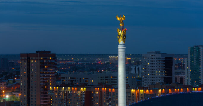 The column with the Samruk bird at the "Kazakh Eli" ("Country of the Kazakhs") monument is a cultural and architectural landmark located on Independence Square in Astan