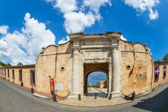 SANTO DOMINGO, DOMINICAN REPUBLIC-MARCH 13, 2020: Puerta Carlos III, located at the entrance of the Ozama Fortress.It was built in 1797,during the reign of Carlos III by Don Manuel Gonzalez de Torres.