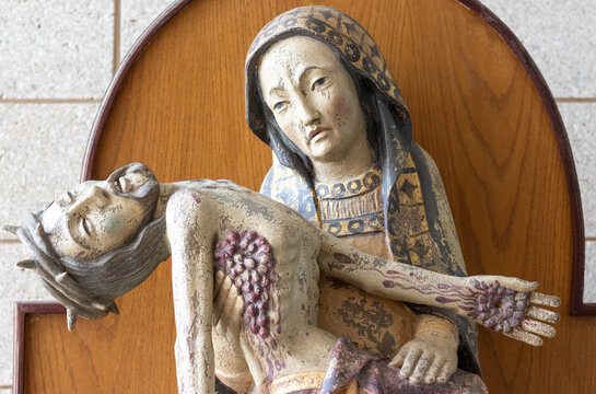 Mary holding Christ
