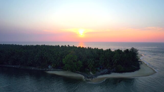 Delta Beach, Kodi Beach, Bengre Beach, Arabian Sea, Udupi.
scenic spot in Udupi, where the Suvarna River meets the Arabian Sea.