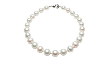 Obraz premium Elegant pearl necklace with silver clasp isolated on transparent background
