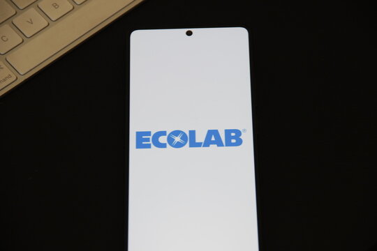 Ecolab - L&iacute;der global em tecnologia e servi&ccedil;os de &aacute;gua, higiene e preven&ccedil;&atilde;o de infec&ccedil;&otilde;es, focada em sustentabilidade para ind&uacute;strias como alimentos, sa&uacute;de e hospitalidade. Com base em dados e ci&ecirc;ncia.