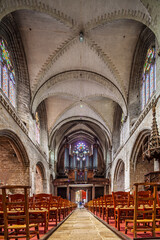 Obraz premium Historic Saint Pierre Cathedral, Vannes, Brittany. Nave, Organ