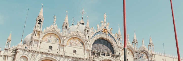 Fototapeta premium Patriarchal Cathedral Basilica of Saint Mark in Venice,. Panoramic