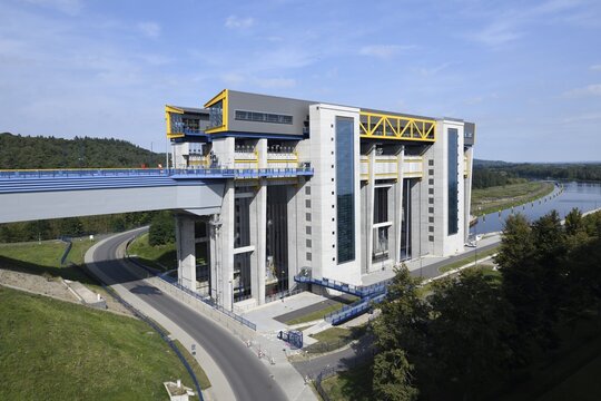 New Niederfinow ship hoist, Oder Havel Canal, Brandenburg, Germany