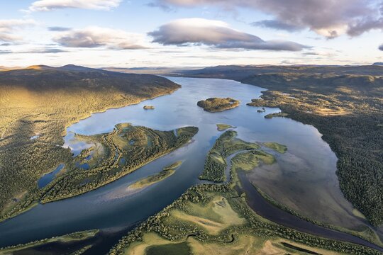 Tarra&auml;tno river delta and Lake Saggat, aerial view, Kvikkjokk, Laponia, Norrbotten, Lapland, Sweden