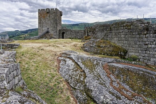 Castle ramparts, Linhares de Beira, Historic village around the Serra da Estrela, Castelo Branco district, Beira, Portugal