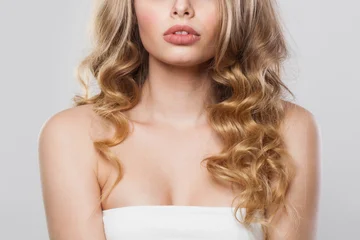 Fototapete Schönheitssalon Close-up portrait of cute blond woman  © millaf (Nemchinova)