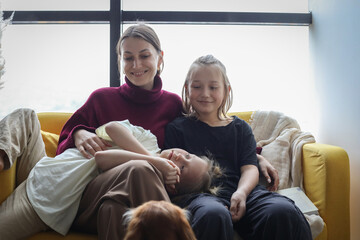 Obraz premium Happy family having fun at home