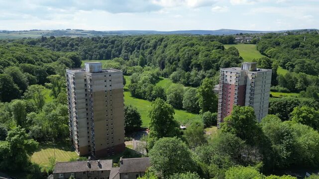 Urban architecture meeting nature: Twin residential blocks in a scenic rural valley, Berry Brow, Huddersfield 
