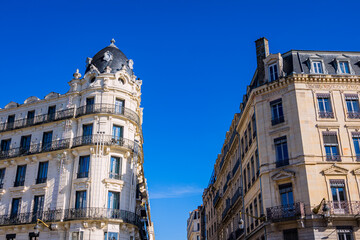 Immeubles anciens Place de la République à Lyon en France © Gerald Villena