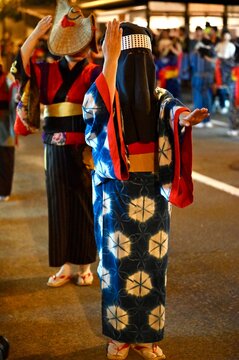 西馬音内盆踊り　秋田県羽後町　traditional japanese dance festival