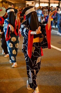 西馬音内盆踊り　秋田県羽後町　traditional japanese dance festival
