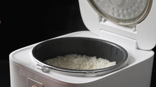 cooked rice in electric cooker