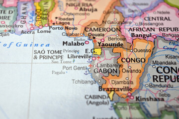 Naklejka premium Yaoundé Cameroon on World Map with Blurred Background – Geography Location Concept