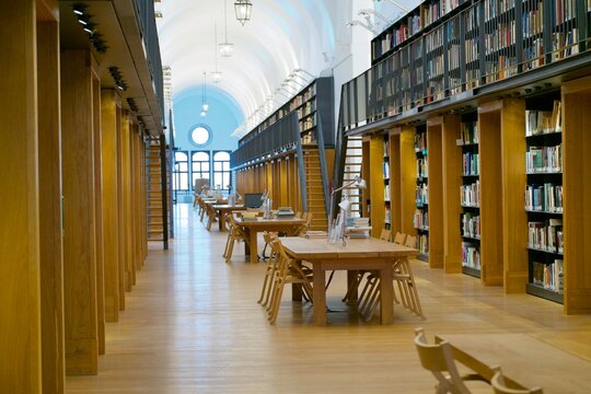 biblioteca fondazione Ciani