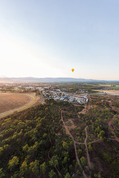 Hot air balloon ride over Mareeba in the Atherton Tablelands