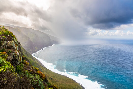 Dramatic coastal cliffs and ocean at Miradouro do Farol da Ponta do Pargo, Madeira