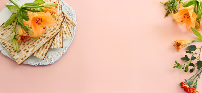 Pesah celebration image (jewish Passover holiday) with matzoh