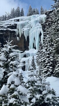 Cleopatra&rsquo;s Needle icefall in Bozeman, Montana
