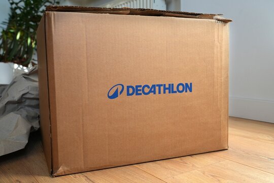 WARSAW, POLAND - MARCH 3, 2026: Decathlon brand online shopping order delivered package cardboard box in Europe.
