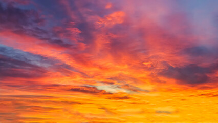 Obraz premium Colorful fall sunrise clouds October 2025