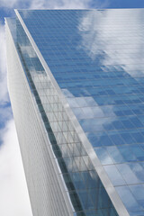 Naklejka premium skyward view of The Sun Life Financial Tower at One York Street, designed by Sweeny & Co Architects, Toronto
