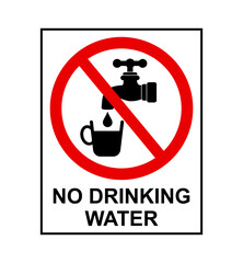 znak zakazujący picia wody © robert6666