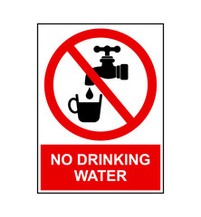 znak zakazujący picia wody © robert6666