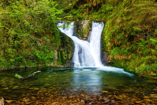 Allherheiligen waterfall stream falll in nationalpark blackforest schwarzwald germany good light long exposure