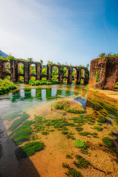 The ancient aqueduct that provided water to Nikopolis.