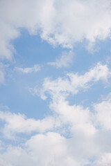 Fototapeta premium Bright sky with white clouds on a sunny day